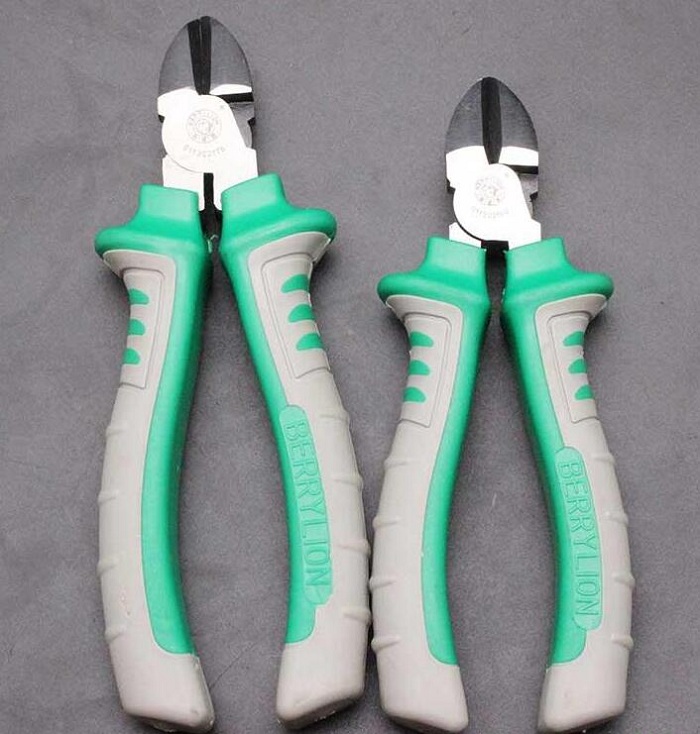 鋼絲鉗產(chǎn)品圖