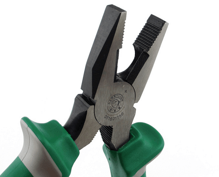 鋼絲鉗細節(jié)圖