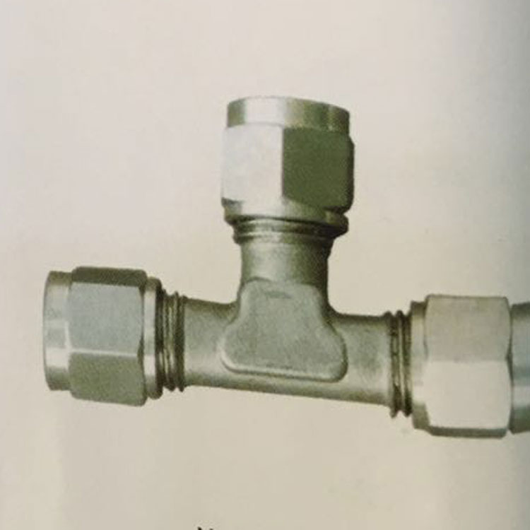 YCR型管接頭主圖 YCR型管接頭主圖