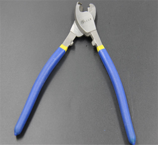 尖嘴鉗產品圖 尖嘴鉗產品圖