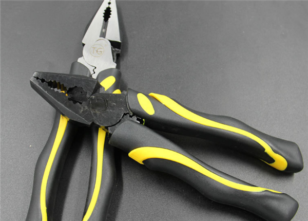 鋼絲鉗產(chǎn)品圖