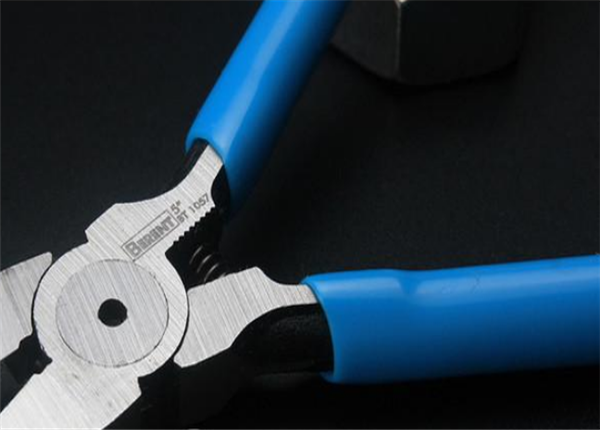 鋼絲鉗產(chǎn)品圖