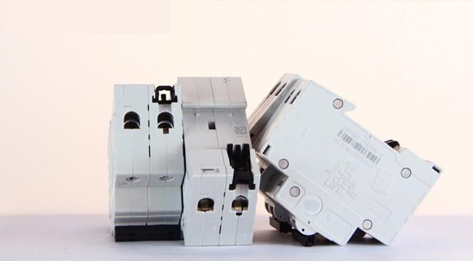 商品側(cè)面圖 商品側(cè)面圖