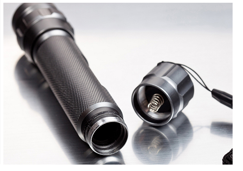 手電筒分開細節(jié)展示